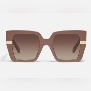 Brand New Quay Notorious Sunglasses Doe Frame/Brown Lens With Case Authentic